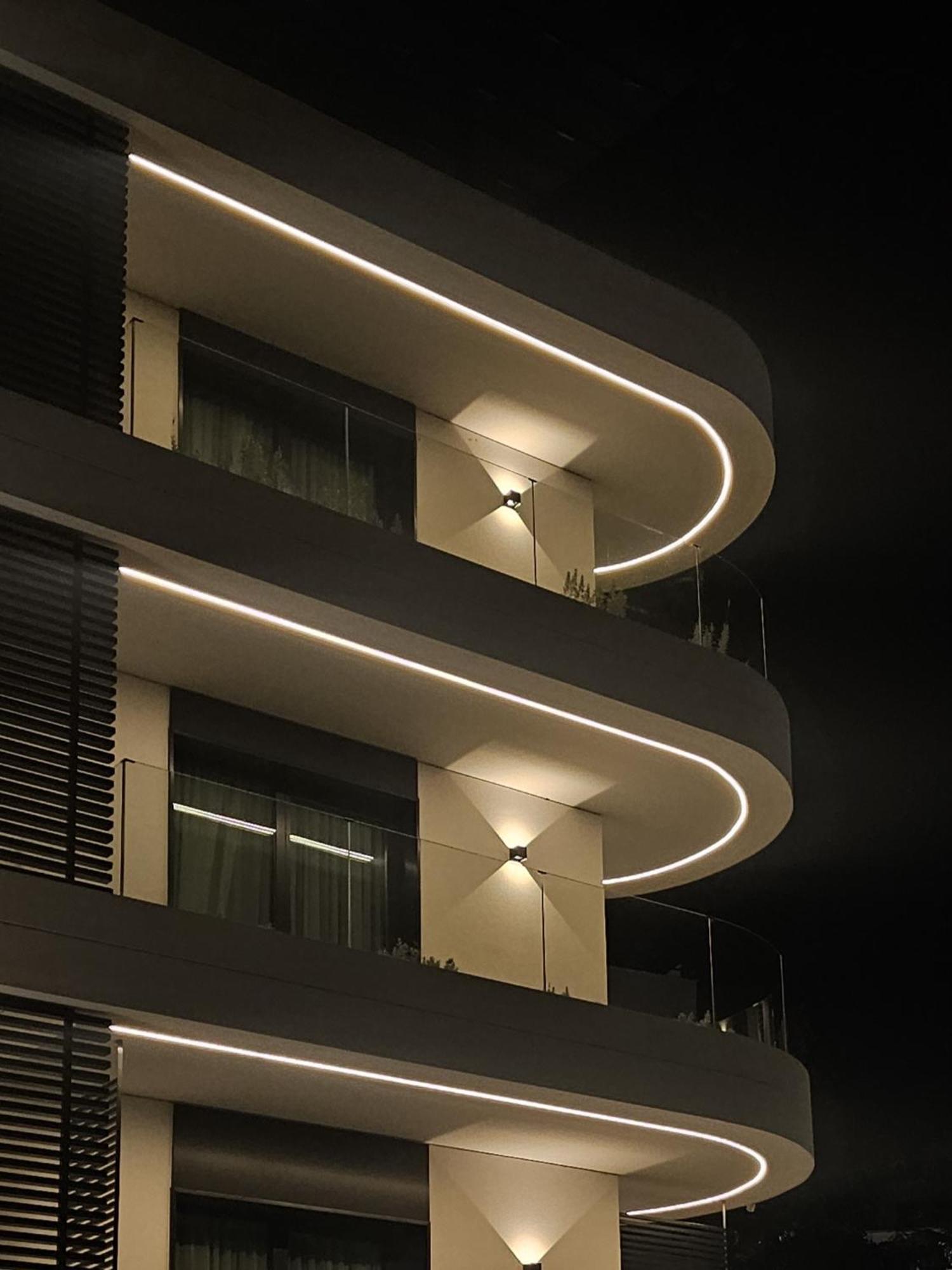 Lion Gate Hotel Sarande Bagian luar foto